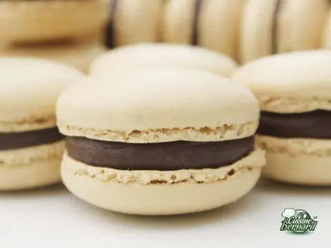 Macarons chocolat sans amande - La recette qui marche